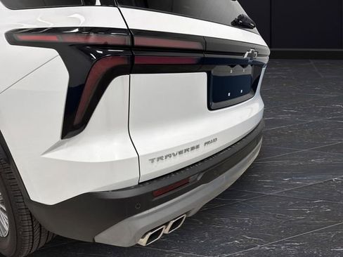 New 2026 Chevrolet Traverse LT w/ Driver Confidence Package image 35