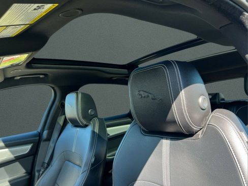 Used 2024 Jaguar F-PACE R-Dynamic S image 15