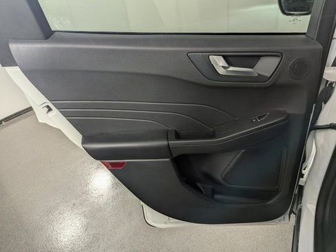 Used 2024 Ford Escape Platinum w/ Premium Technology Package image 16