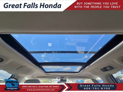Used 2021 Chrysler Pacifica Limited w/ Premium & Safety Sphere Group AWD/4WD image 24