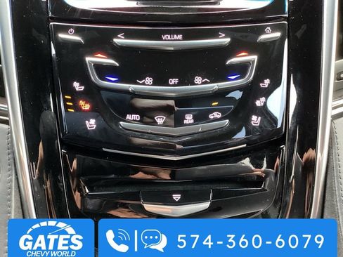 Used 2019 Cadillac Escalade ESV Platinum image 28