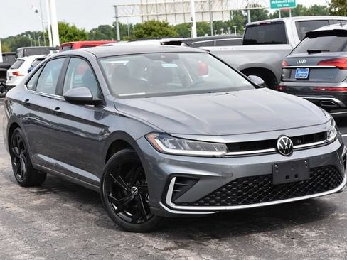 Certified 2026 Volkswagen Jetta SE w/ Black Wheel Package FWD image 2