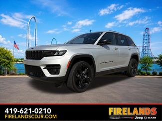 Used 2024 Jeep Grand Cherokee Altitude AWD/4WD video 1