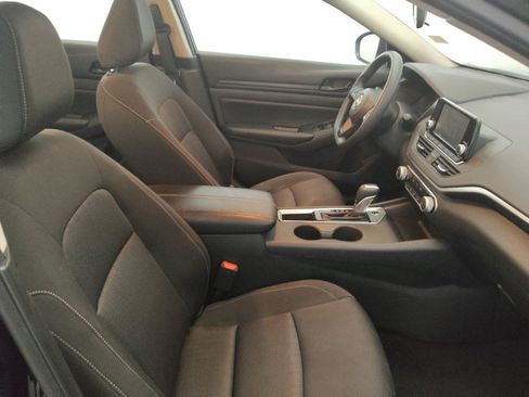 Used 2023 Nissan Altima 2.5 S FWD image 21