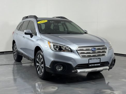 Used 2016 Subaru Outback 2.5i Limited AWD/4WD image 3