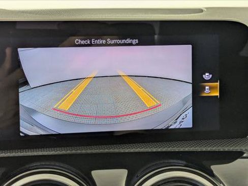 Used 2020 Mercedes-Benz A 220 4MATIC w/ Premium Package image 31