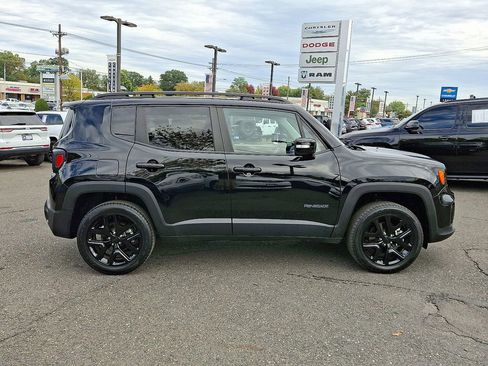 Certified 2023 Jeep Renegade Altitude image 13