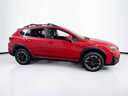 Used 2023 Subaru Crosstrek 2.0i Premium image 4