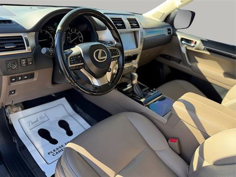 Used 2020 Lexus GX 460 Premium image 34
