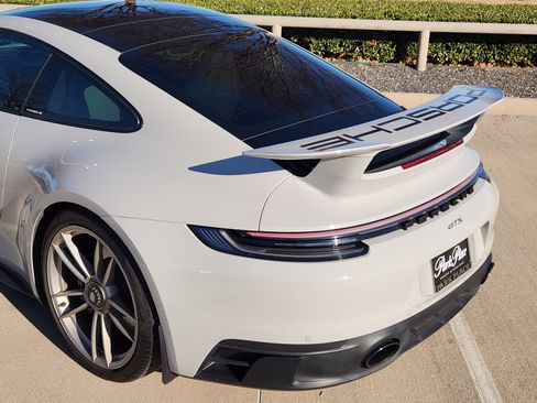 Used 2022 Porsche 911 Carrera 4 GTS image 11