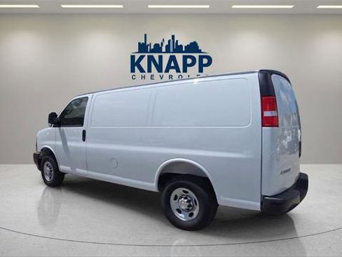 New 2025 Chevrolet Express 2500 RWD image 3