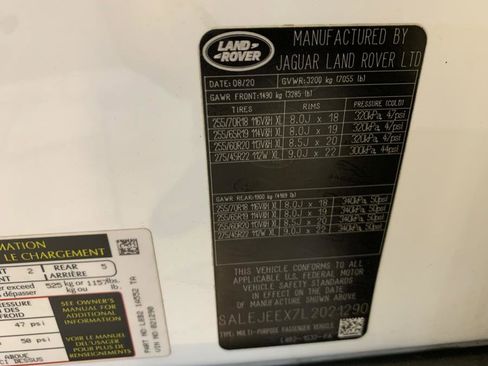 Used 2020 Land Rover Defender 110 S AWD/4WD image 64