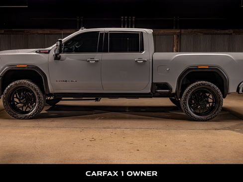 Used 2024 GMC Sierra 2500 AT4 w/ AT4 Premium Plus Package image 5