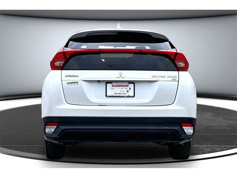 Used 2018 Mitsubishi Eclipse Cross ES FWD image 5