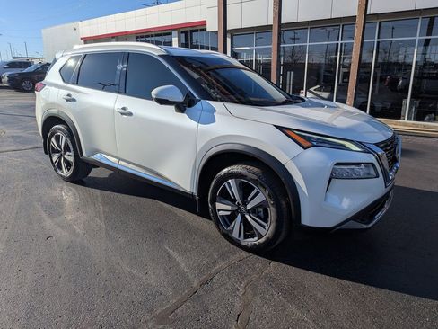 Used 2023 Nissan Rogue SL image 10