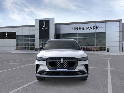 New 2026 Lincoln Nautilus Reserve image 6