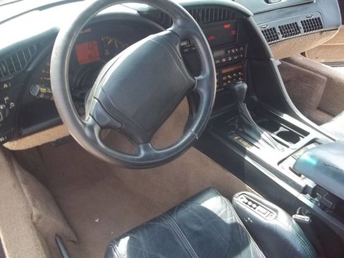 Used 1993 Chevrolet Corvette Convertible image 7