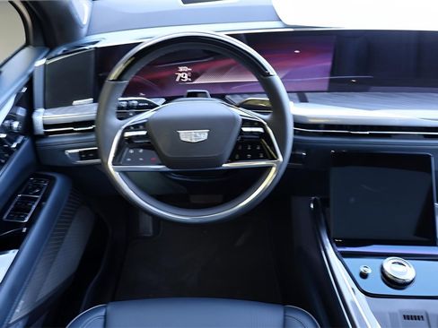 New 2025 Cadillac Escalade IQ Luxury 2 image 19
