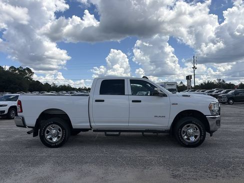 Used 2021 RAM 2500 Tradesman w/ Chrome Appearance Group AWD/4WD image 7