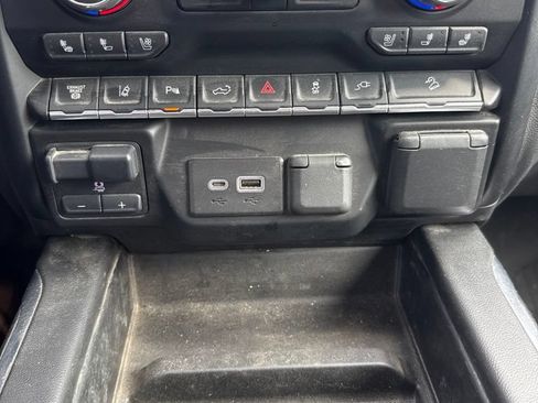 Used 2022 Chevrolet Silverado 2500 LTZ w/ LTZ Plus Package AWD/4WD image 12