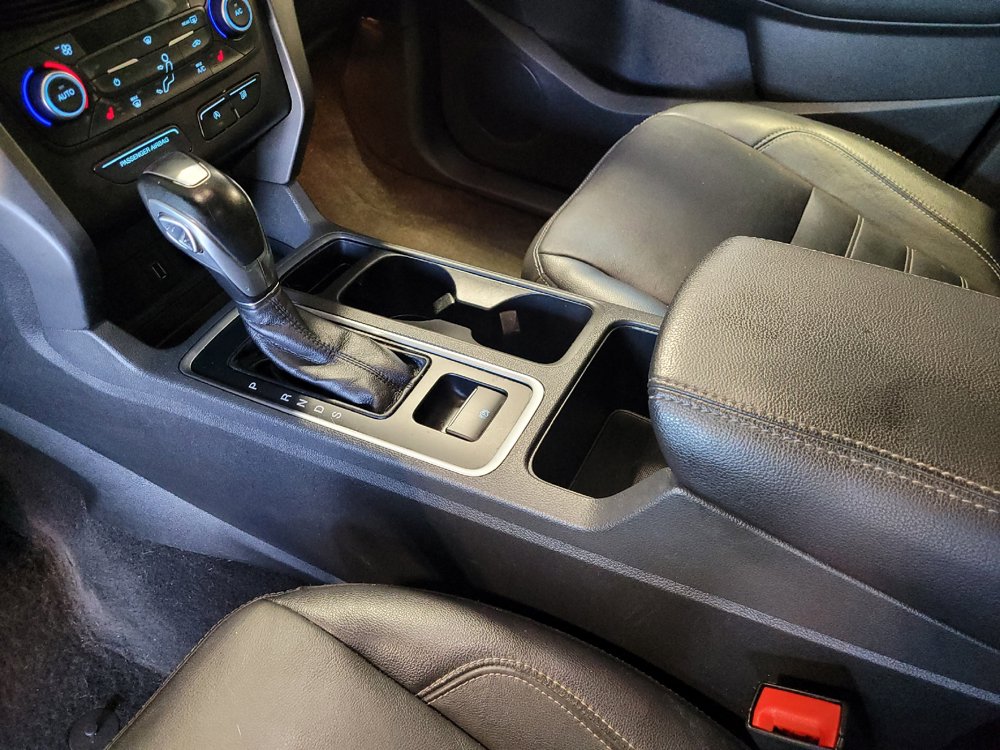 Used 2018 Ford Escape SEL w/ Ford Safe & Smart Package AWD/4WD image 26