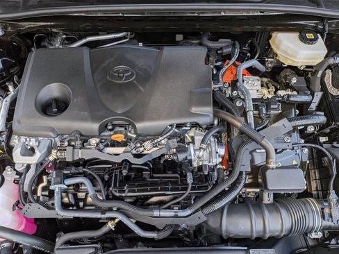 Used 2025 Toyota Camry SE w/ Convenience Package image 22