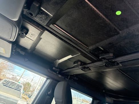 Used 2025 Ford Bronco Big Bend image 24