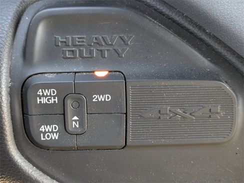 Used 2024 RAM 2500 Big Horn image 27