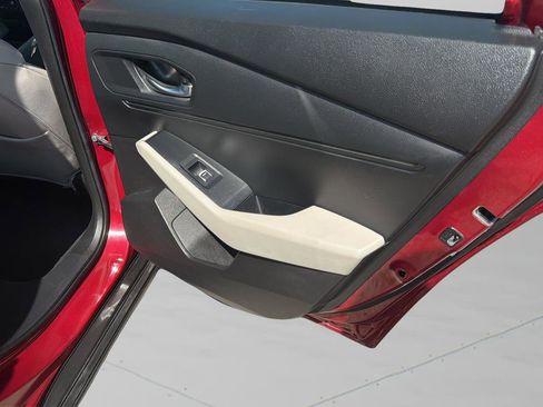 Used 2023 Honda Accord LX image 12