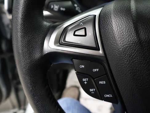 Used 2024 Ford Edge Titanium image 31