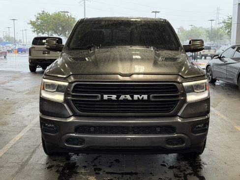 Used 2023 RAM 1500 Laramie AWD/4WD image 5