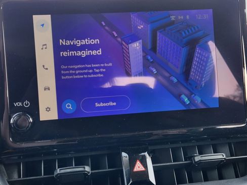 Used 2025 Toyota Corolla LE image 19