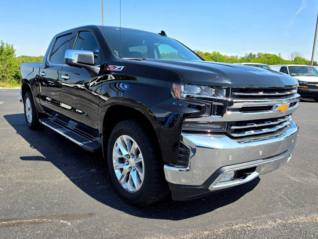 Used 2019 Chevrolet Silverado 1500 LTZ AWD/4WD image 12