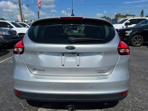 Used 2015 Ford Focus Titanium FWD image 6