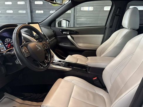 Used 2024 Mitsubishi Eclipse Cross SEL image 16