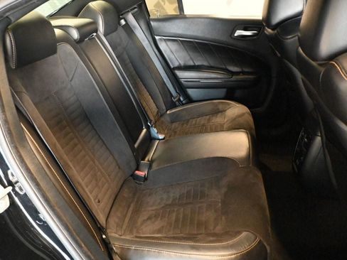 Used 2018 Dodge Charger R/T RWD image 18
