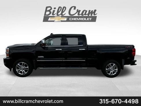 Used 2018 Chevrolet Silverado 2500 High Country AWD/4WD image 10