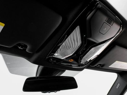 Used 2024 BMW M4 Coupe w/ Executive Package image 20