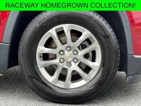 Used 2018 Chevrolet Traverse LT AWD/4WD image 17