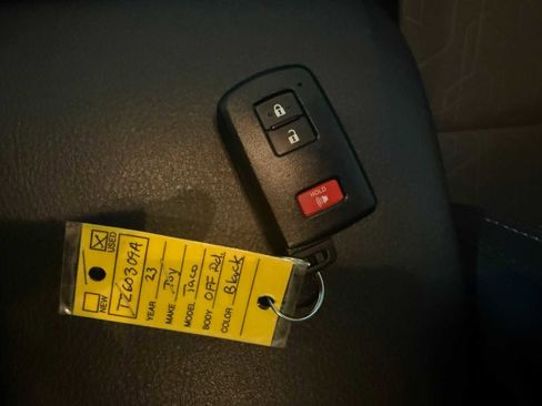 Certified 2023 Toyota Tacoma TRD Off-Road image 37