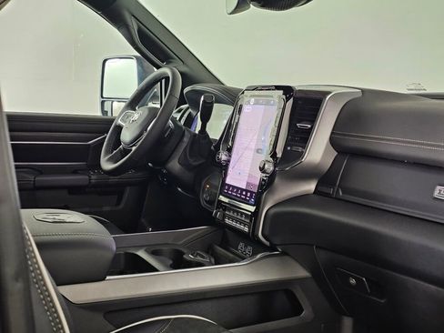 New 2026 RAM 2500 Laramie w/ Night Edition AWD/4WD image 40