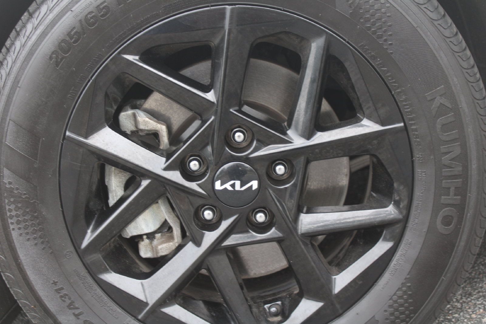 Certified 2025 Kia K5 LXS FWD image 17