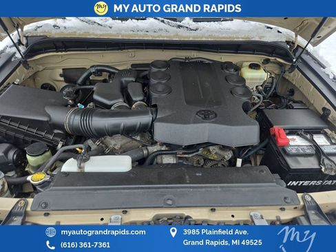 Used 2014 Toyota FJ Cruiser 2WD image 33