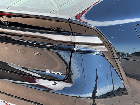 New 2026 Toyota Prius Plug-In Hybrid image 32