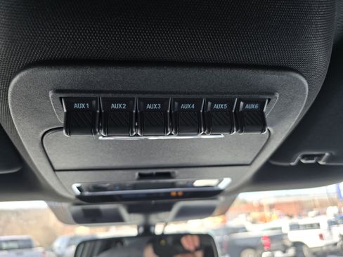 Used 2024 Ford F250 Platinum image 38