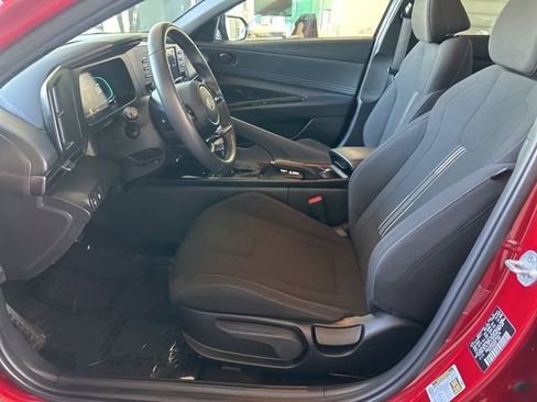 Certified 2025 Hyundai Elantra Sport image 14