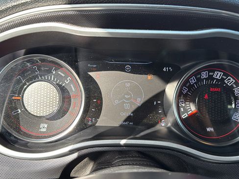 Used 2018 Dodge Challenger R/T Scat Pack w/ Dynamics Package image 18