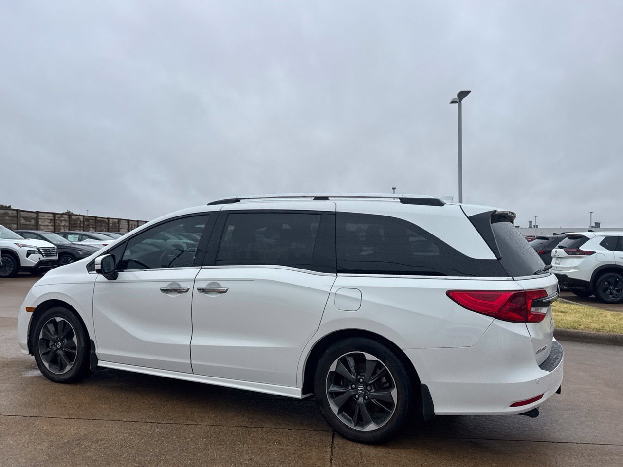Used 2022 Honda Odyssey Elite image 14