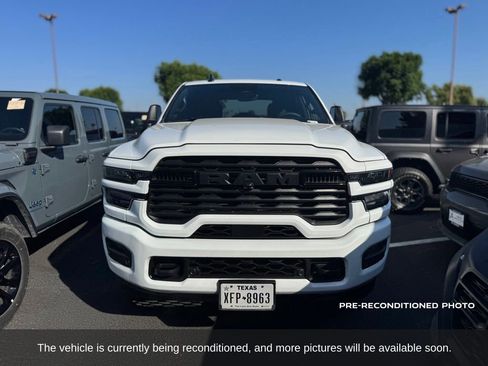 Used 2025 RAM 2500 Big Horn AWD/4WD image 9