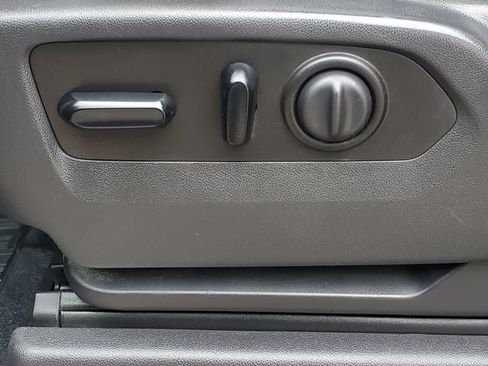 Used 2019 GMC Sierra 1500 AT4 w/ AT4 Premium Package AWD/4WD image 6